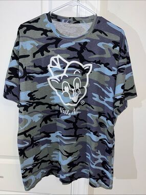 Piggly Wiggly I Dig the Pig Camo Camouflage Print Graphic Tee T Shirt L Men’s